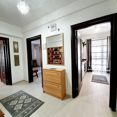 Unique Hotel Apartments 雅西 外观 照片