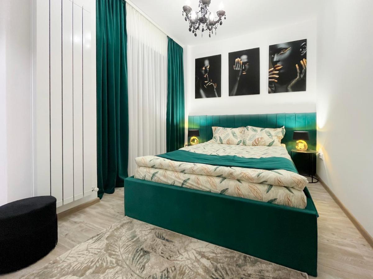 Unique Hotel Apartments 雅西 外观 照片
