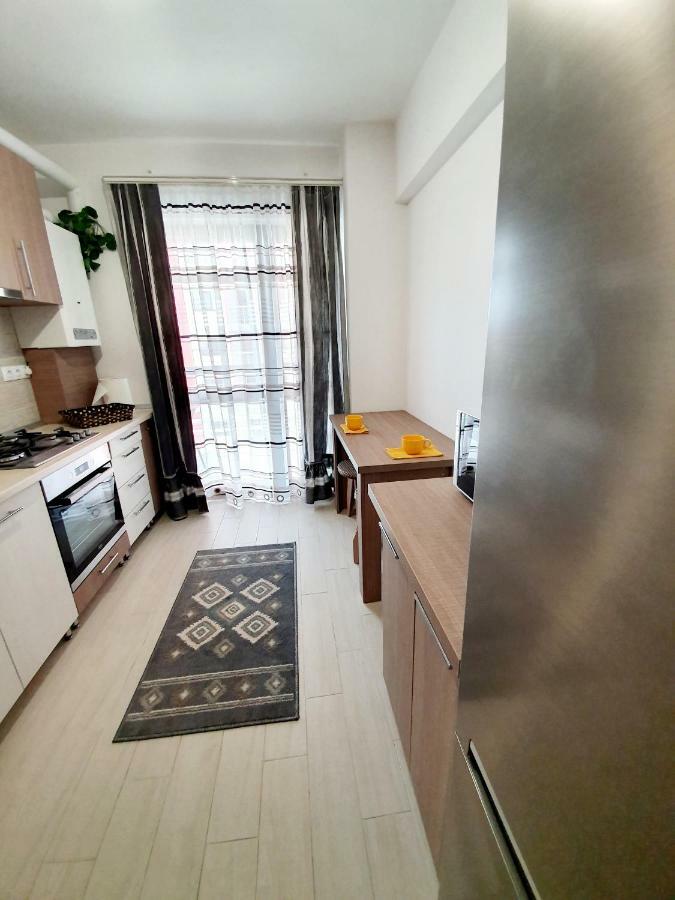 Unique Hotel Apartments 雅西 外观 照片